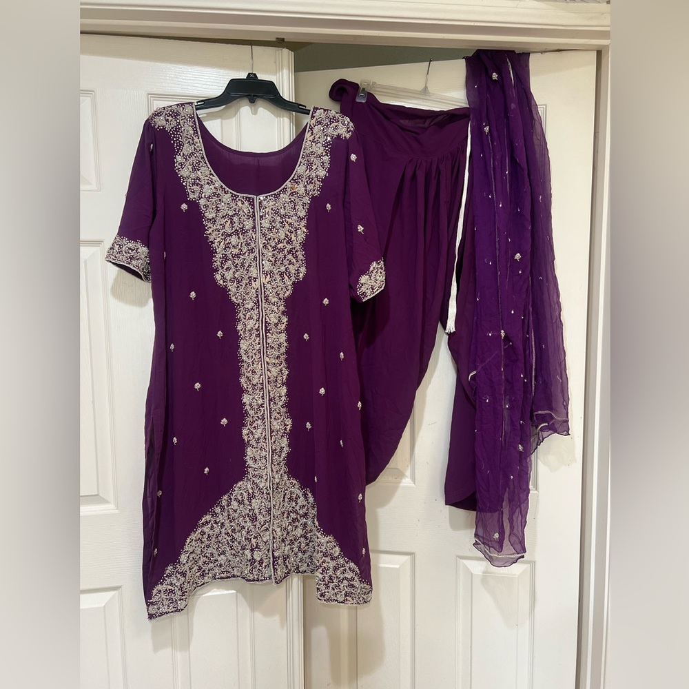 Deep‎ purple beaded Embroidered  farshi Salwar sharara suit  size large  native